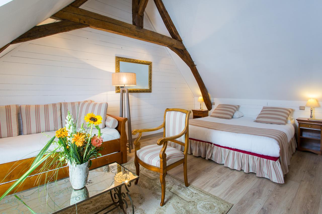 Logis Hotels Restaurant La Mere Hamard Semblançay Dış mekan fotoğraf
