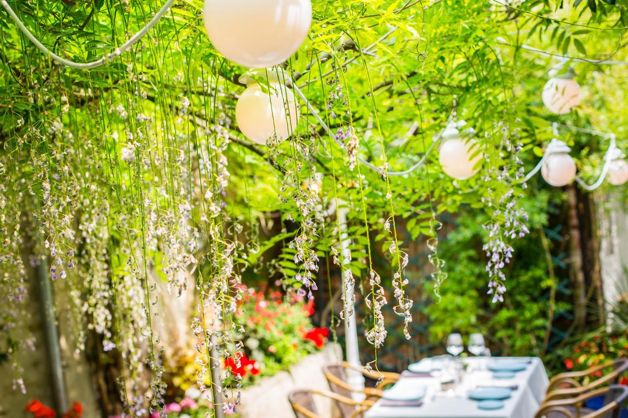 Logis Hotels Restaurant La Mere Hamard Semblançay Dış mekan fotoğraf